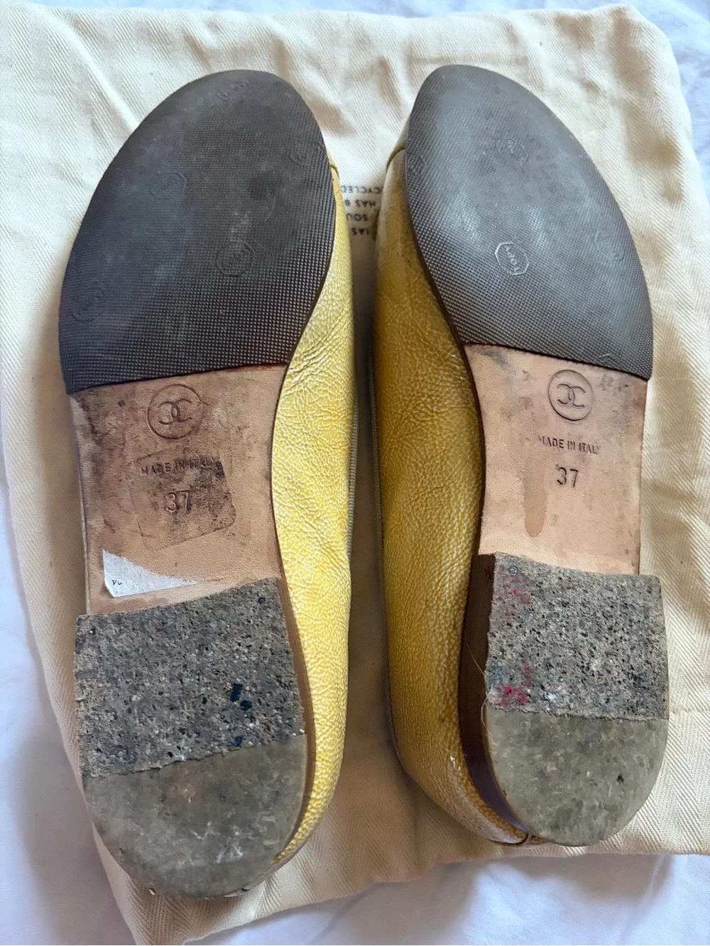CHANEL Yellow Leather Ballet Flats